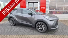 Gebruikt 2025 Toyota C-HR Limited SUV | € 37.900 (Eerlijke prijs)