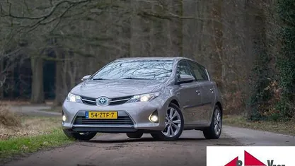Occasion 2013 Toyota Auris Hatchback | € 11.950 (Super prijs)