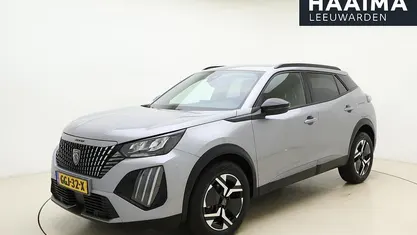 Grijs Gebruikt 2024 Peugeot 2008 Allure SUV | € 23.945 (Eerlijke prijs)