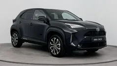 Zwart Gebruikt 2022 Toyota Yaris Cross SUV | € 28.999 (Eerlijke prijs)