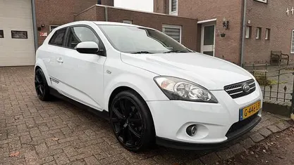 Occasion Kia ProCeed 90 PK (66 kW) 2011 Wit Hatchback