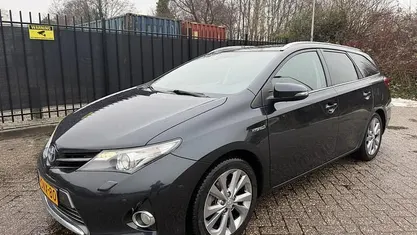 Gebruikt 2013 Toyota Auris Touring Sports Stationwagen | € 7.950 (Eerlijke prijs)