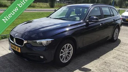 Blauw Gebruikt 2017 BMW 318 Stationwagen | € 10.200 (Super prijs)