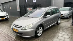 Grijs, metallic lak Gebruikt 2003 Peugeot 307 Stationwagen | € 1.499 (Eerlijke prijs)