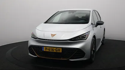 Grijs Occasion 2022 Cupra Born Hatchback | € 20.645 (Eerlijke prijs)