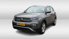 Grijs, metallic lak Gebruikt 2021 VW T-Cross Style SUV | € 20.450 (Eerlijke prijs)