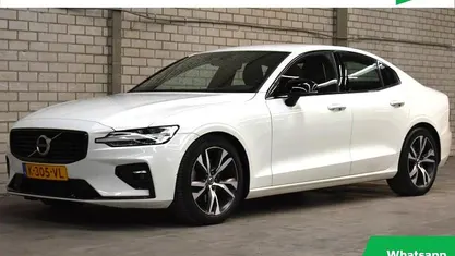 Occasion Volvo S60 R-Design 163 PK (119 kW) 2020 Wit Sedan