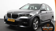 Grijs Gebruikt 2020 BMW X1 Sport Line SUV | € 28.690 (Eerlijke prijs)