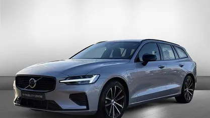 Occasion 2024 Volvo V60 Plus Stationwagen | € 43.450 (Eerlijke prijs)