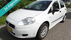 Wit Gebruikt 2011 Fiat Grande Punto Hatchback | € 3.645 (Eerlijke prijs)
