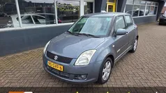 Grijs, metallic lak Gebruikt 2008 Suzuki Swift Hatchback | € 1.940 (Eerlijke prijs)
