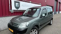 Groen Gebruikt 2003 Peugeot Partner MPV | € 1.850 (Goede deal)