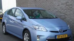Blauw Gebruikt 2013 Toyota Prius Hatchback | € 13.000 (Eerlijke prijs)