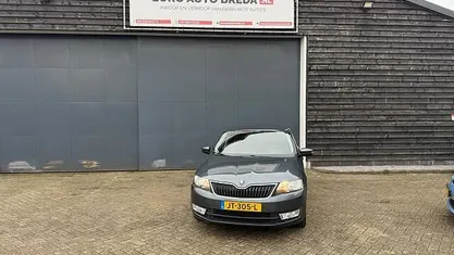 Occasion Skoda Rapid Joy 90 PK (66 kW) 2016 Grijs Hatchback