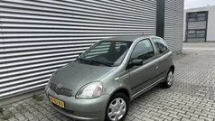 Gebruikt 2003 Toyota Yaris Hatchback | € 1.895 (Eerlijke prijs)