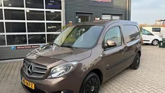 Bruin (metallic) Gebruikt 2015 Mercedes Citan 109 Van | € 5.950 (Eerlijke prijs)