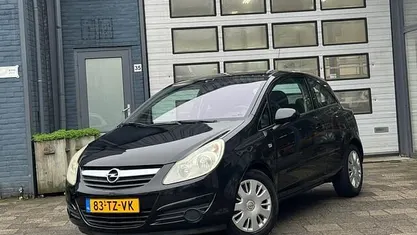 Zwart Occasion 2007 Opel Corsa Enjoy Hatchback | € 4.995 (Eerlijke prijs)