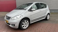 Grijs (metallic) Gebruikt 2006 Mercedes A200 Avantgarde MPV | € 5.995 (Eerlijke prijs)