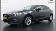 Gebruikt 2015 Mazda 3 Hatchback | € 14.895 (Eerlijke prijs)