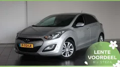 Grijs Gebruikt 2013 Hyundai i30 Edition Hatchback | € 11.949 (Eerlijke prijs)