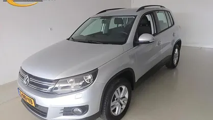 Grijs Occasion 2012 VW Tiguan SUV | € 10.430 (Eerlijke prijs)