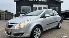 Grijs Gebruikt 2009 Opel Corsa Selection Hatchback | € 4.500 (Eerlijke prijs)