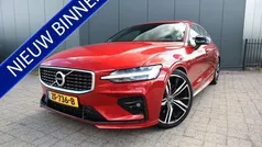 Oranje Gebruikt 2019 Volvo S60 R-Design Sedan | € 31.950 (Eerlijke prijs)