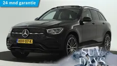 Zwart Gebruikt 2021 Mercedes GLC300e AMG SUV | € 44.945 (Eerlijke prijs)