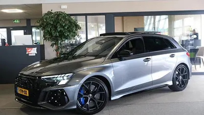 Occasion Audi RS3 Sportback S-Line 400 PK (294 kW) 2022 Grijs, metallic lak Hatchback