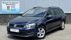 Blauw, metallic lak Gebruikt 2014 VW Golf VII Comfortline Stationwagen | € 9.949 (Goede deal)