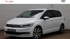 Mpv Gebruikt 2022 VW Touran Highline MPV | € 33.950 (Eerlijke prijs)