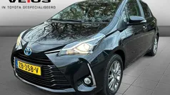 Zwart Gebruikt 2019 Toyota Yaris Hybrid Hatchback | € 16.750 (Eerlijke prijs)