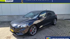 Zwart Gebruikt 2021 Ford Focus Business Edition Hatchback | € 19.935 (Eerlijke prijs)