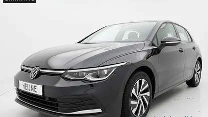 Zwart Occasion 2022 VW Golf VIII Style Hatchback | € 23.445 (Super prijs)