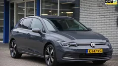Grijs Gebruikt 2021 VW Golf VIII Style Hatchback | € 18.900 (Eerlijke prijs)