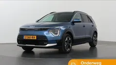 Blauw, metallic lak Gebruikt 2024 Kia e-Niro Advance SUV | € 34.435 (Super prijs)