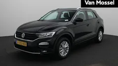 Zwart Gebruikt 2021 VW T-Roc Business SUV | € 23.900 (Goede deal)