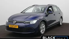Blauw Gebruikt 2023 VW Golf VIII Life Stationwagen | € 26.750 (Goede deal)