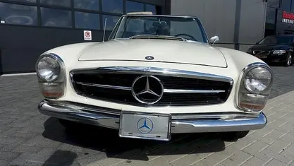 Occasion 1967 Mercedes 230 Cabriolet | € 40.950
