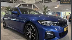 Blauw Gebruikt 2022 BMW 320 Executive Sedan | € 32.750 (Eerlijke prijs)
