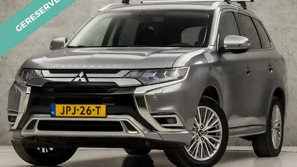 Occasion 2019 Mitsubishi Outlander P-HEV Intense SUV | € 19.445 (Eerlijke prijs)