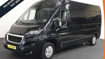 Zwart Occasion 2021 Peugeot Boxer Premium Van | € 19.890 (Goede deal)