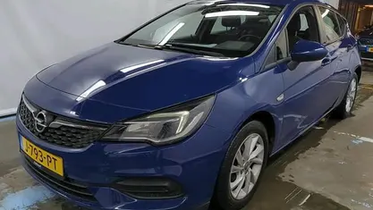 Occasion 2020 Opel Astra Edition Hatchback | € 11.850 (Eerlijke prijs)