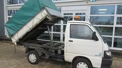 Gebruikt 2009 Piaggio Porter Pickup | € 2.450