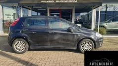 Zwart Gebruikt 2011 Fiat Grande Punto Hatchback | € 995 (Eerlijke prijs)