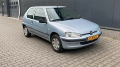 Grijs Gebruikt 2004 Peugeot 106 Hatchback | € 999 (Eerlijke prijs)
