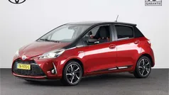 Rood Gebruikt 2017 Toyota Yaris Hybrid Hatchback | € 14.745 (Eerlijke prijs)