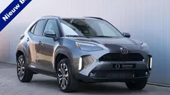 Grijs Nieuw 2025 Toyota Yaris Cross SUV | € 32.395 (Eerlijke prijs)