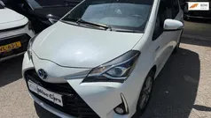 Wit Gebruikt 2018 Toyota Yaris Hatchback | € 12.950 (Goede deal)