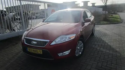 Gebruikt 2008 Ford Mondeo Ghia Hatchback | € 2.750 (Goede deal)